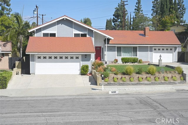 Photo of 16109 Mesa Robles Dr
