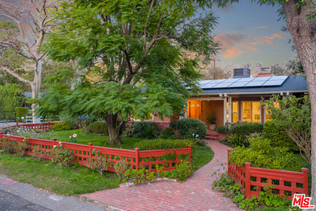 Property photo of 4958 Carpenter AV