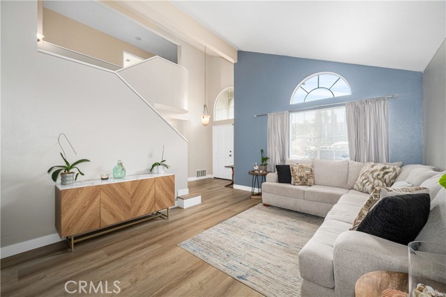 Property photo of 15095 Amorose ST