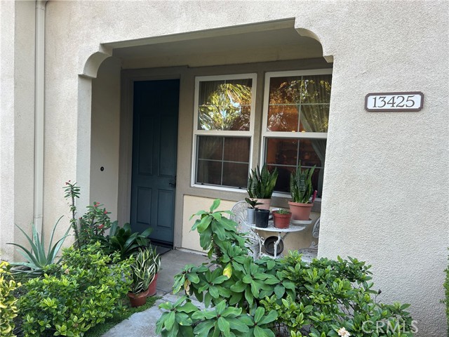 Property photo of 13425 Cascade CT