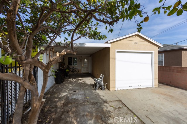 Property photo of 11827 Nava ST