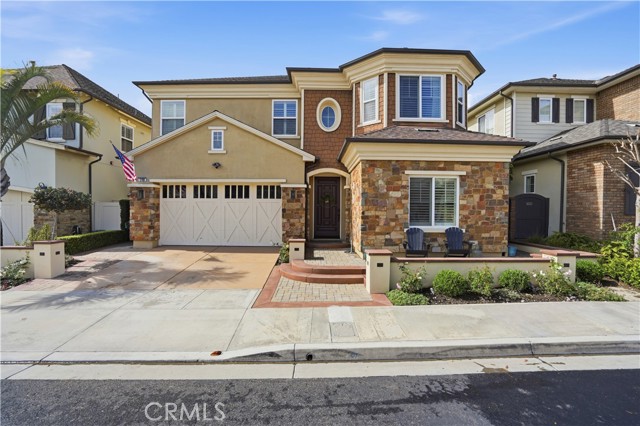 Property photo of 17491 Oakbluffs Lane