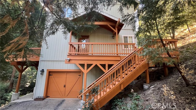 Property photo of 24861 Finhaut DR