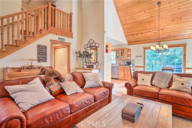 Property photo of 564 Pioneer RD