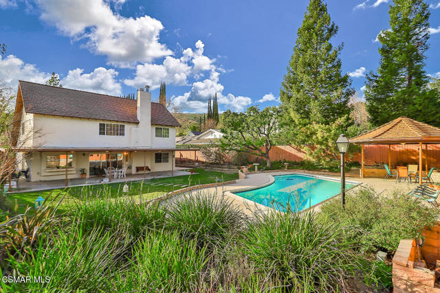 Property photo of 5260 Edgeware DR
