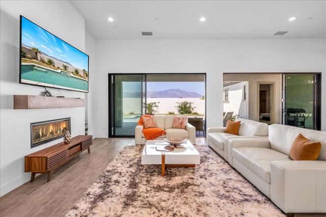 Property photo of 49901 Crescent Passage