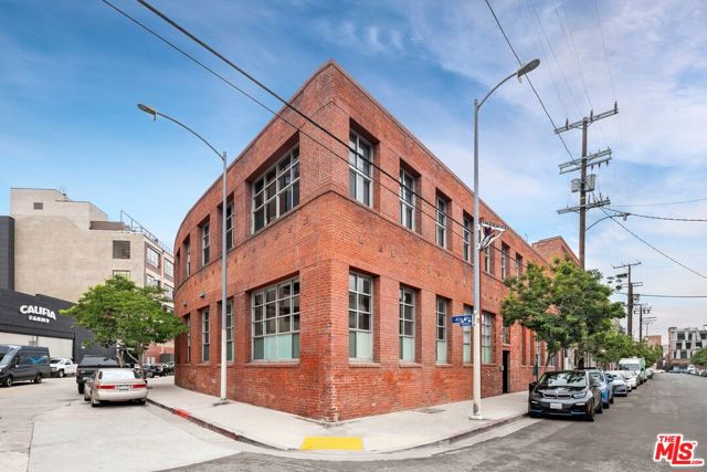 Property photo of 500 Molino ST