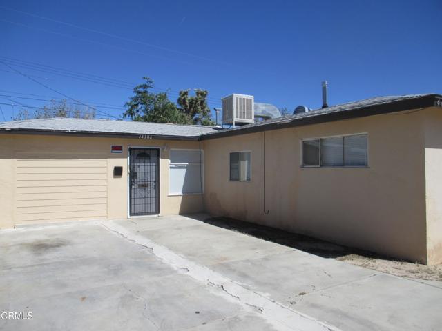 Property photo of 44104 Carolside AV