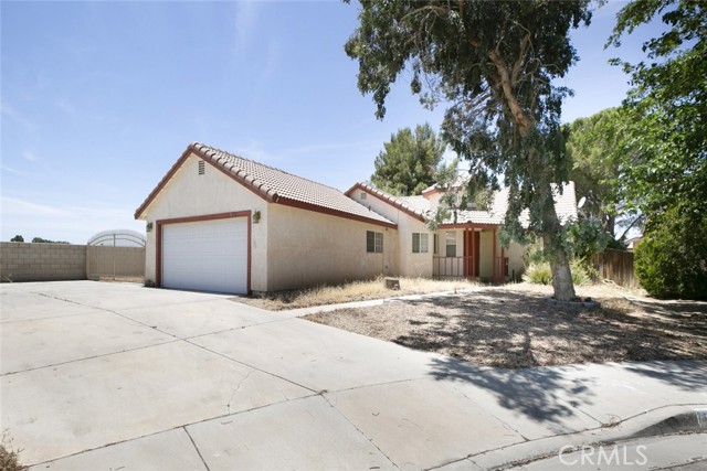 Property photo of 44105 Acacia ST
