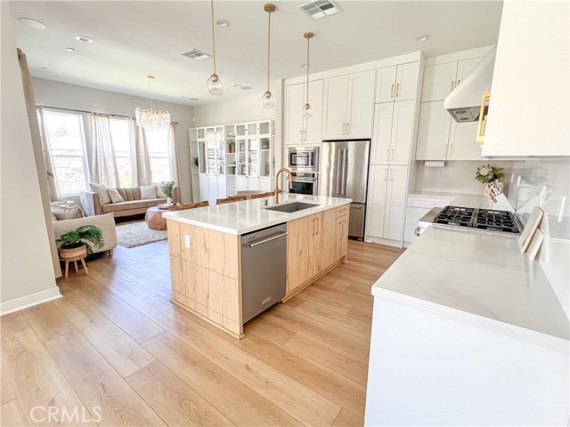 Property photo of 331 Newton