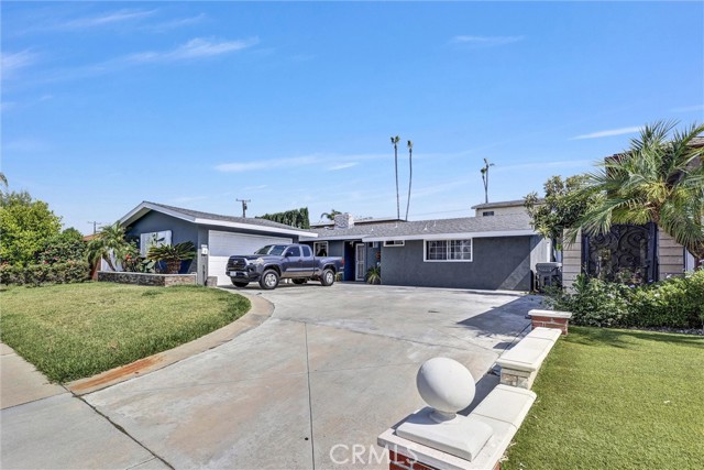Property photo of 701 E Pinehurst AV