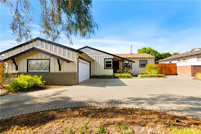 Property photo of 827 E Dalton AV