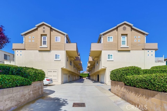 Property photo of 23059 Samuel ST