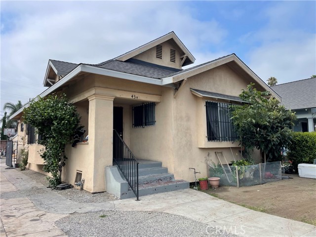 Property photo of 434 W 48th ST