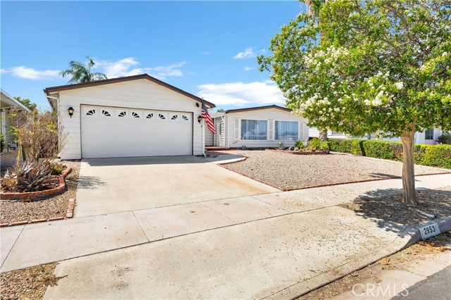 Property photo of 2953 Manzanita WY