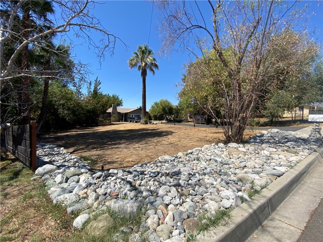 Property photo of 11748 Douglas