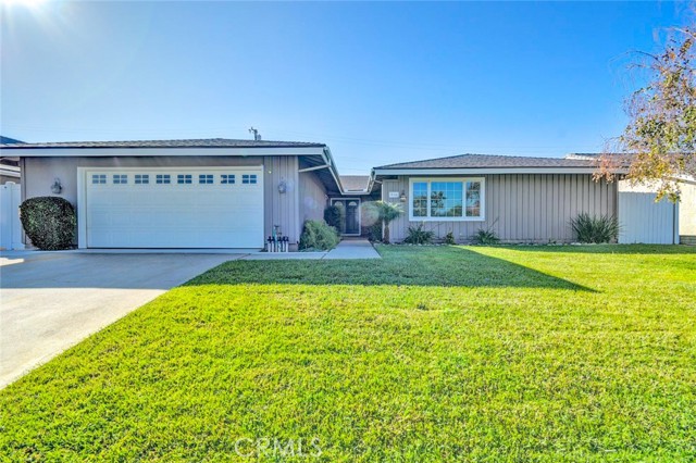 Property photo of 916 Boxwood
