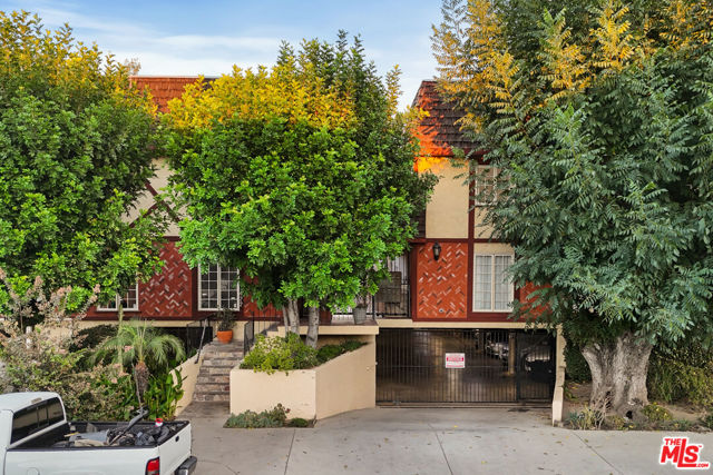 Property photo of 7422 Hazeltine AV