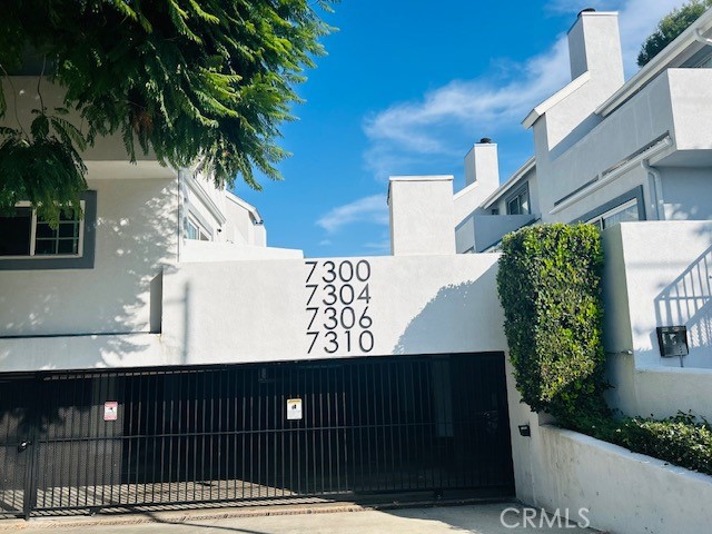 Property photo of 7304 Balboa BL