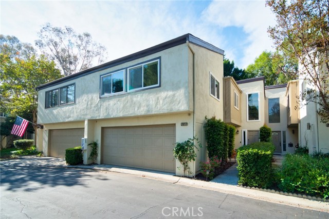 Property photo of 2853 Park Vista CT