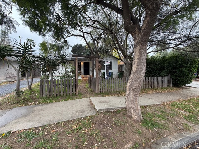 Photo of 22050 Ybarra