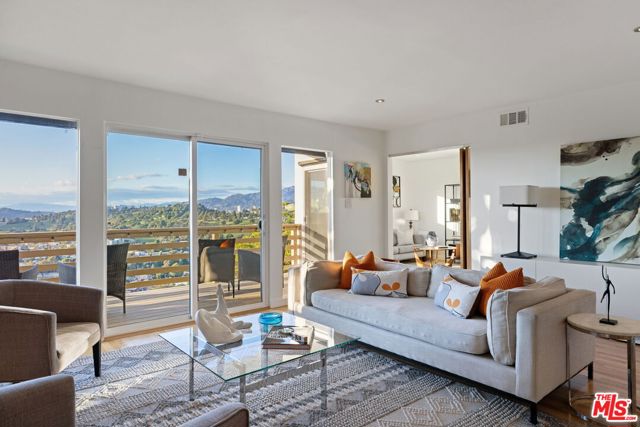 Property photo of 3629 Kinney PL