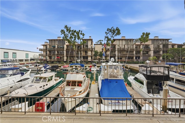 Property photo of 6126 Marina Pacifica