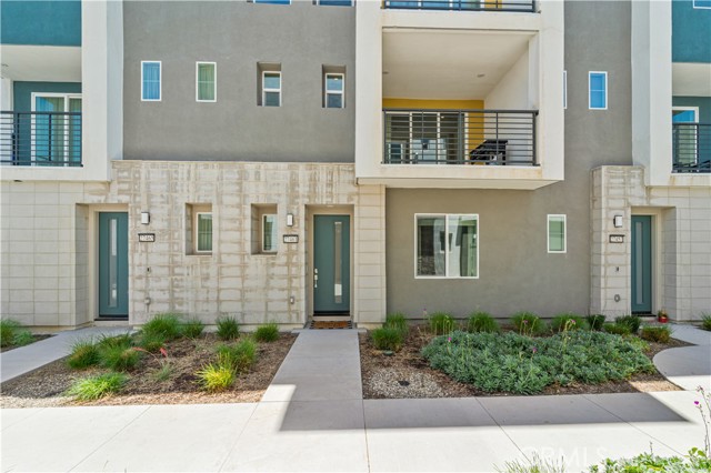 Property photo of 27461 Viero PL