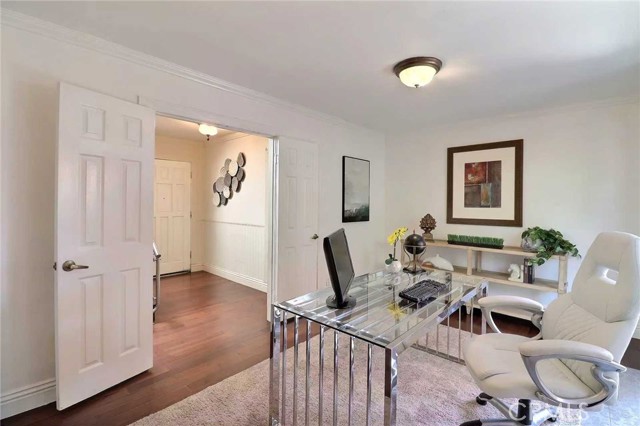 Property photo of 1348 E Orange Grove BL