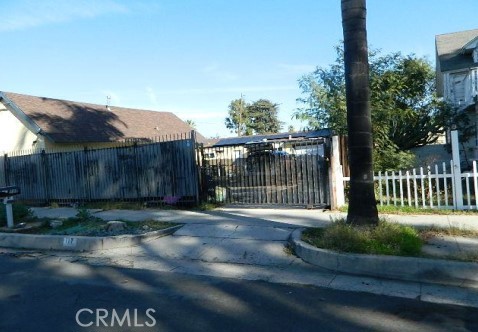 Property photo of 117 N Orange AV