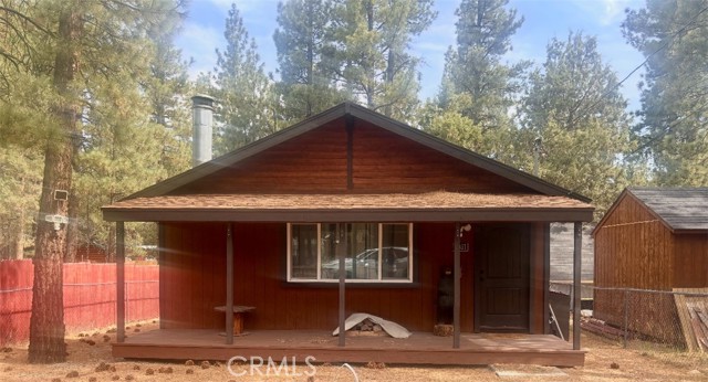 Photo of 2051 6th Ln