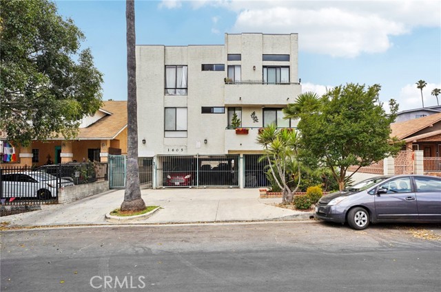 Property photo of 1605 Winona BL