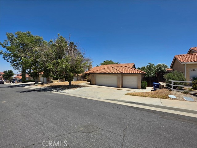 Property photo of 38318 Miramonte AV
