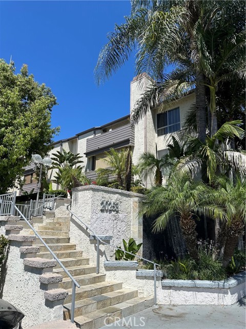 Property photo of 20253 Keswick ST