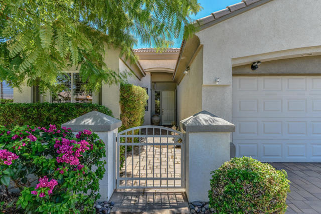 Property photo of 43784 Royal Saint George DR