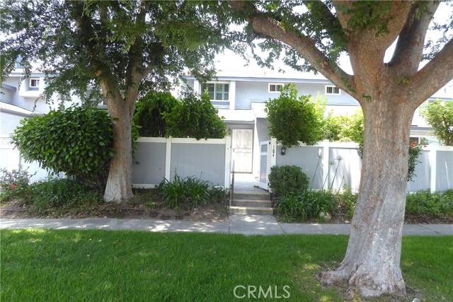 Property photo of 900 W Sierra Madre AV