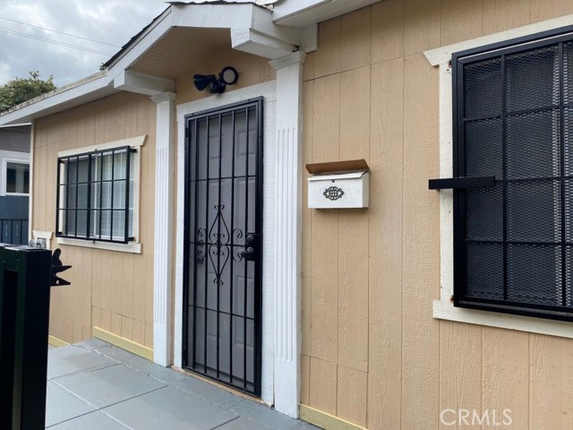 Property photo of 1140 S Oxford AV