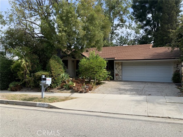 Property photo of 16541 Bosque DR