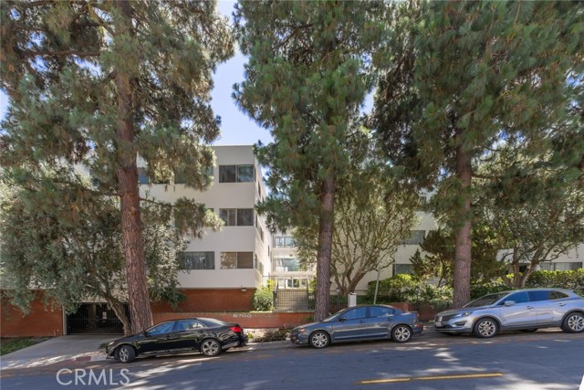 Property photo of 5700 Ravenspur DR