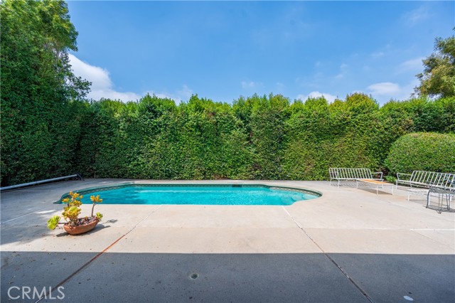 Property photo of 6847 Katherine AV