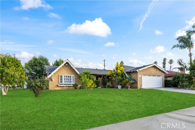 Property photo of 11140 Montlake DR