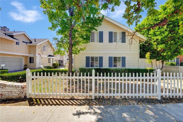 Property photo of 1960 E Villa ST