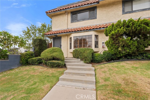 Property photo of 405 W Mountain View