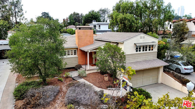 Property photo of 10509 Blythe AV