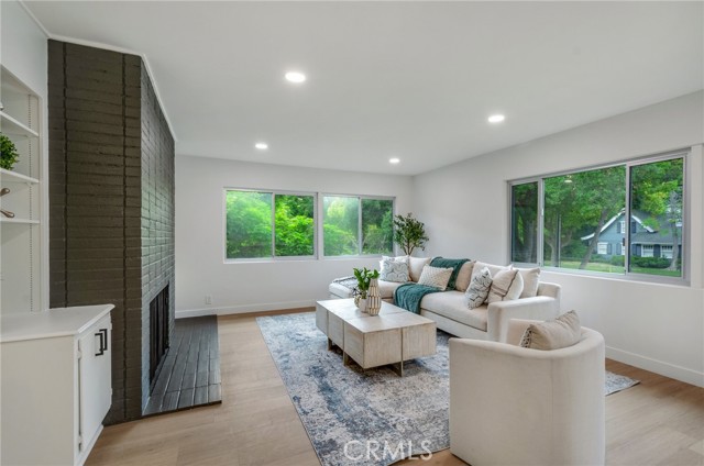 Property photo of 835 S Orange Grove BL