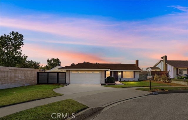 Property photo of 10487 Balsa ST