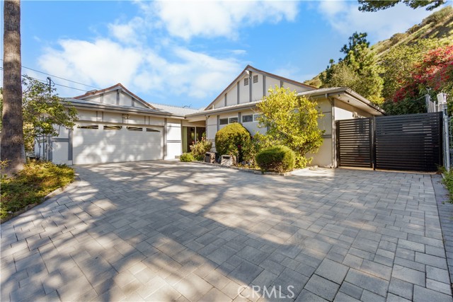 Property photo of 8674 Vine Valley