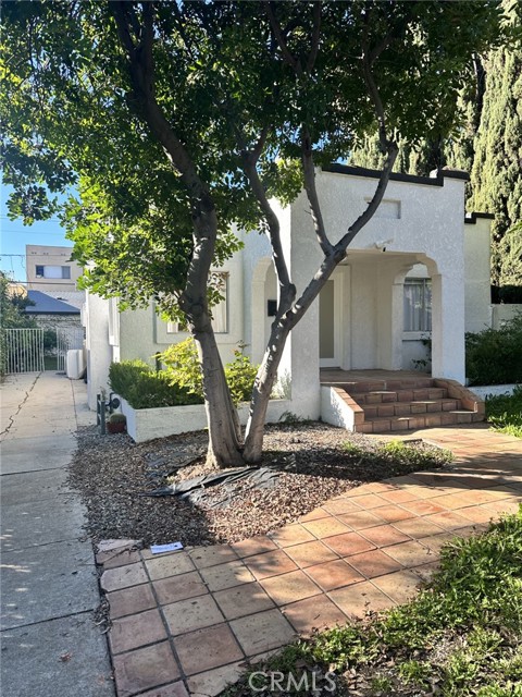 Property photo of 1027 N Spaulding