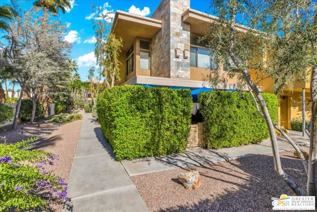 Property photo of 1020 E Palm Canyon DR