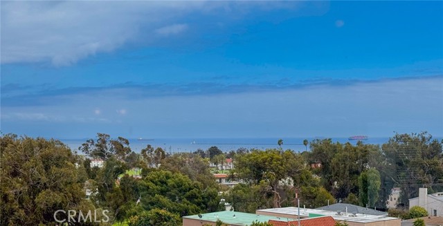 Property photo of 665 W 24th ST